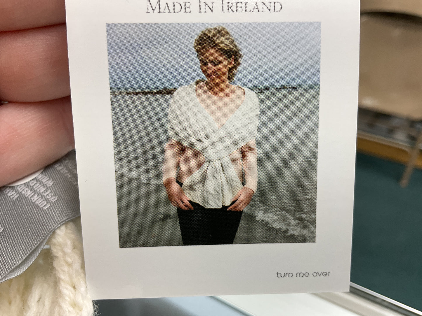 B681 Pull Through Cable Shawl