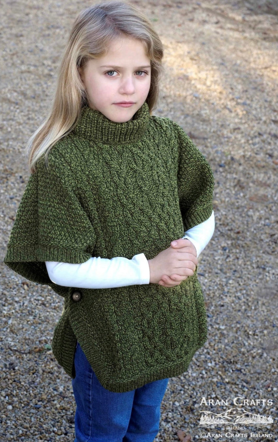 ROLL NECK CHILDRENS PONCHO R5146 Army Green