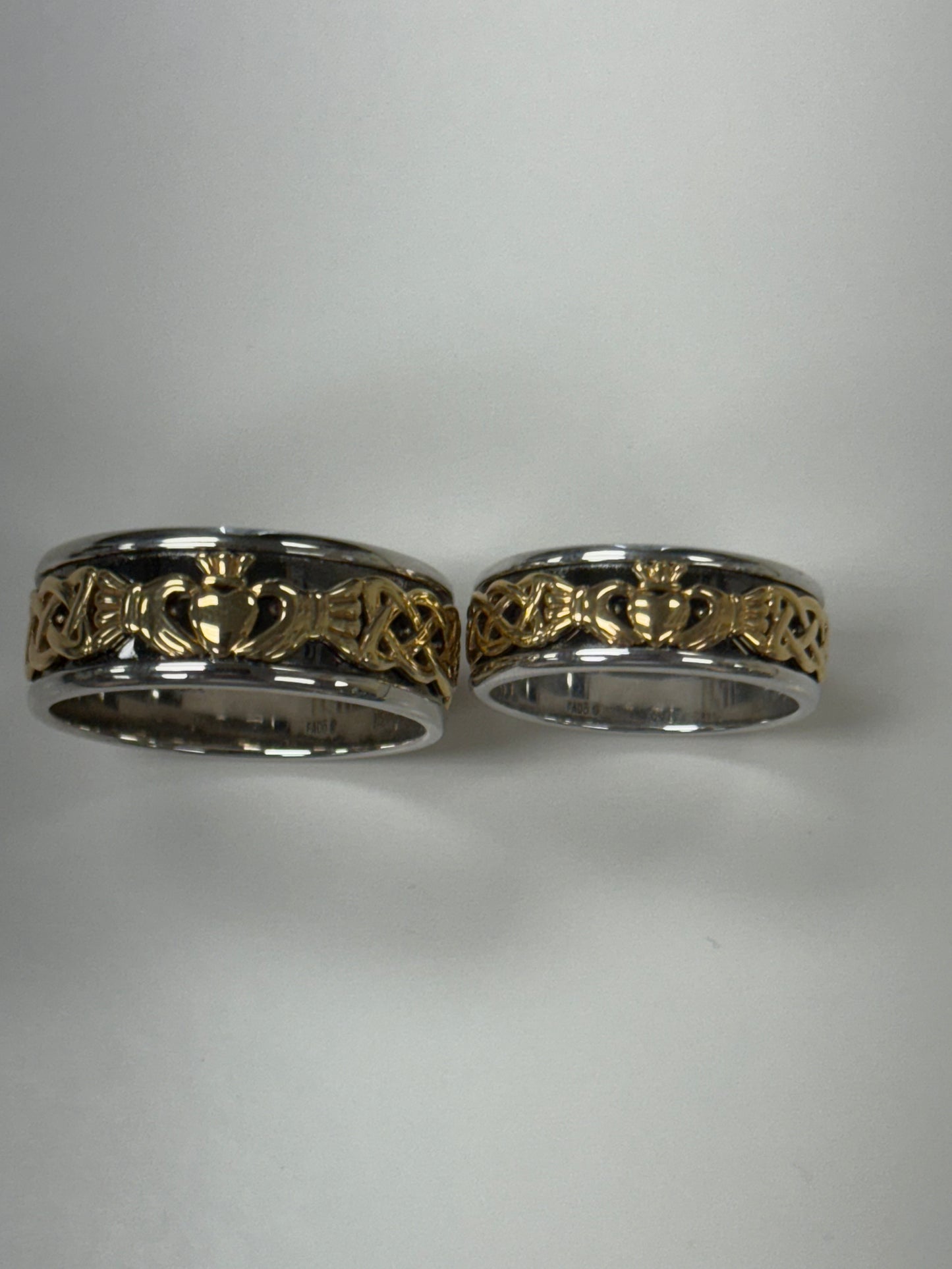 10K Two Tone Wide Claddagh Celtic Knots Band R126