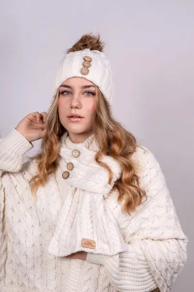 Aran Cable Button Scarf