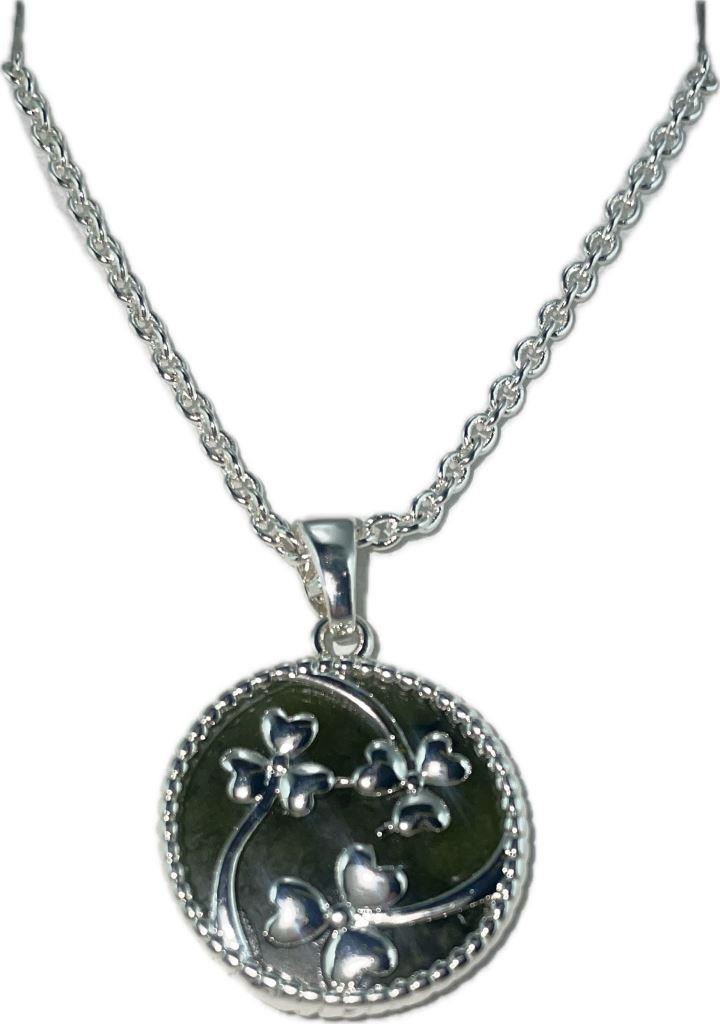SILVER PLATED 3 SHAMROCK CLUSTER PENDANT ON CHAIN