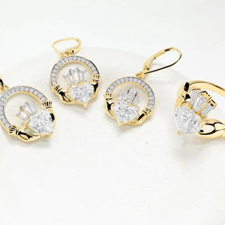 14kt Gold Lab Diamond Claddagh Drop Earrings
SKU:
14E775