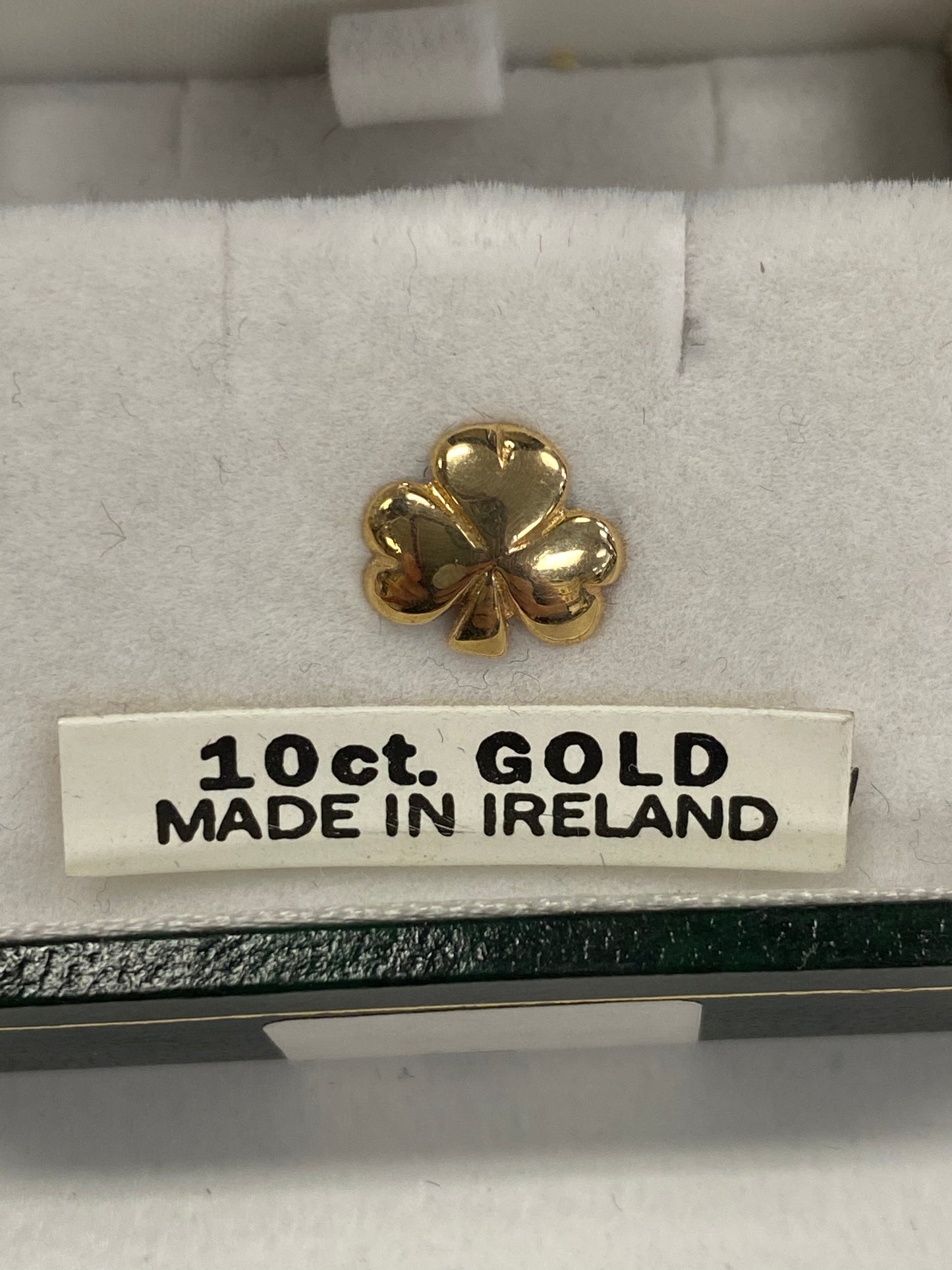 10K Gold Shamrock Tie-Tack