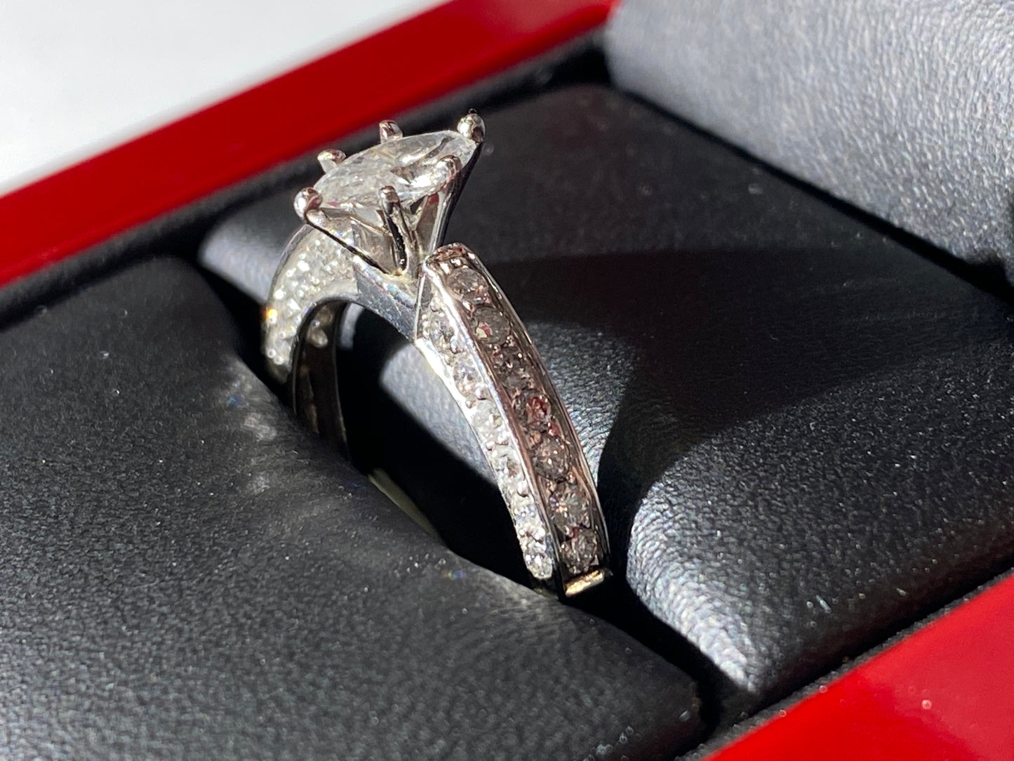 Ladies Wedding set 18k white gold