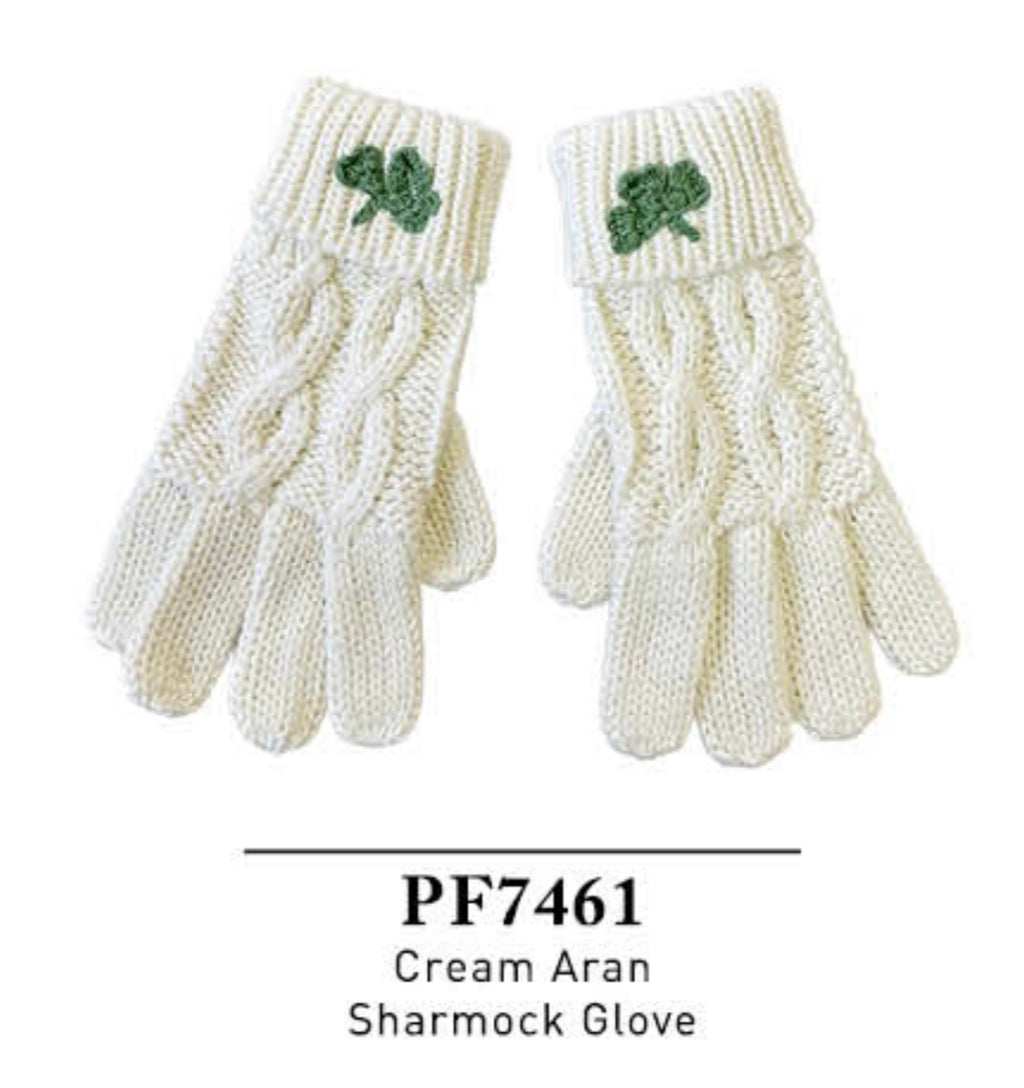 Traditional Aran Gloves with Shamrock PF7461