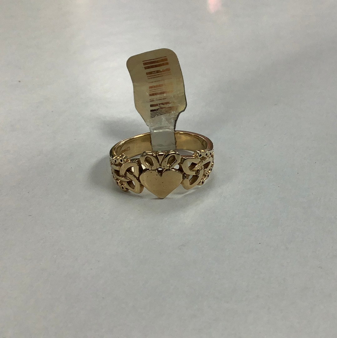 10k mans claddagh with trinity Size 10 only