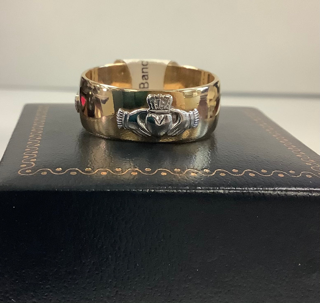 14k two tone claddagh band size 10.5 #19