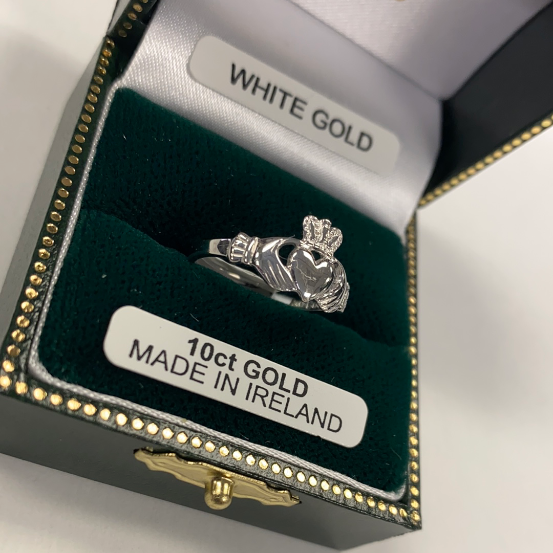 10k Facet white gold light claddagh #221w