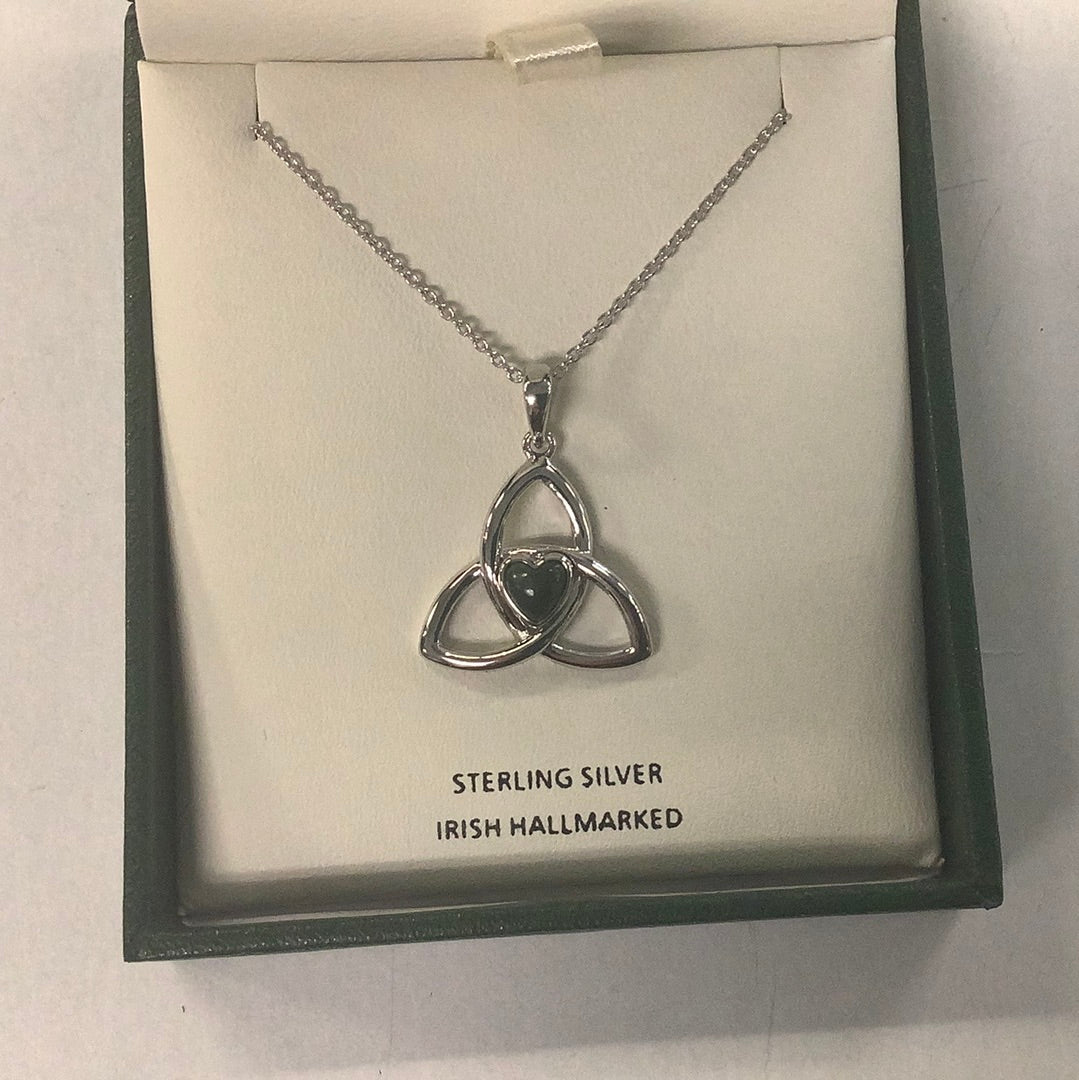 Sterling silver Trinity green marble heart center A1177
