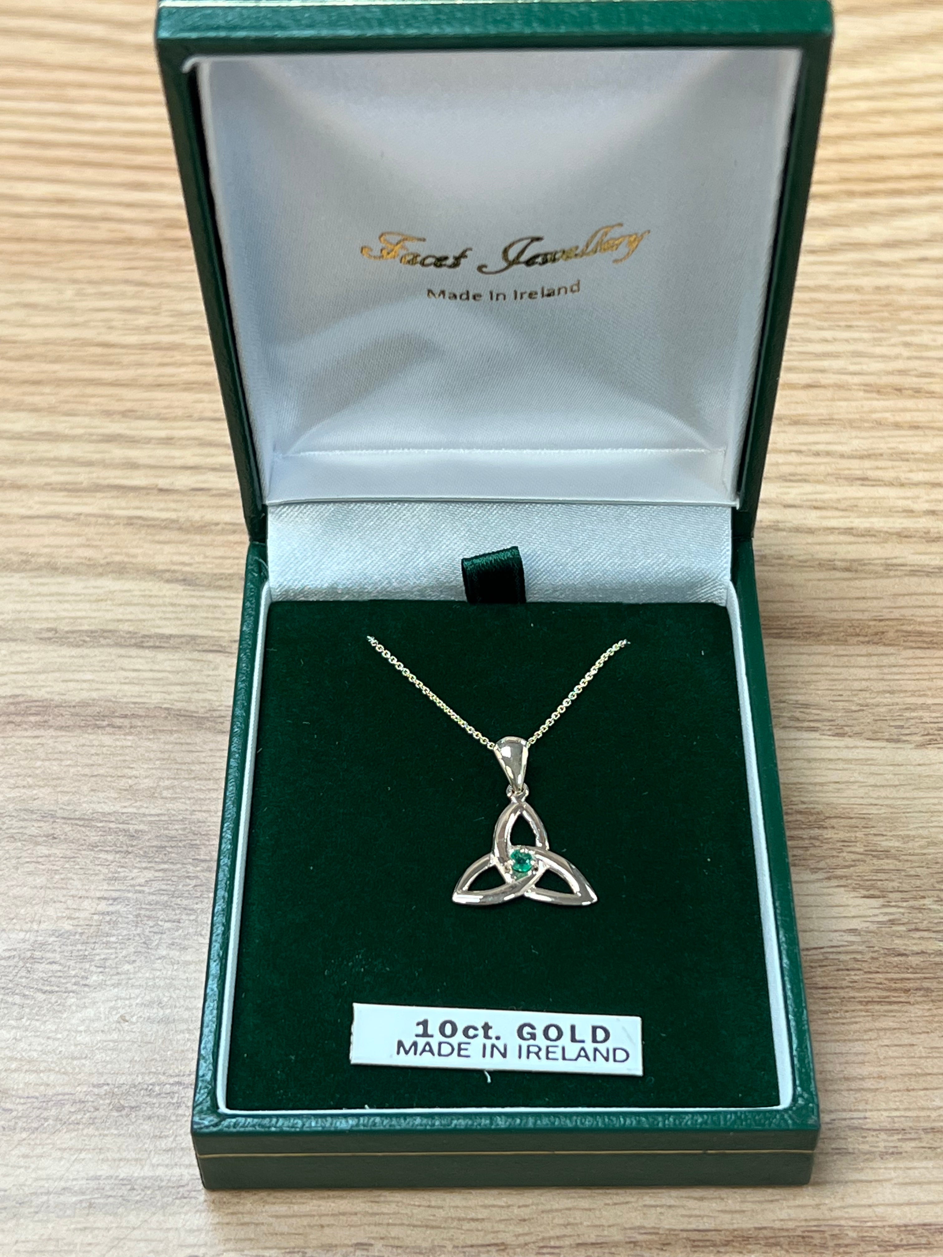 10K Gold Trinity pendant with Emerald  Medium size MA113