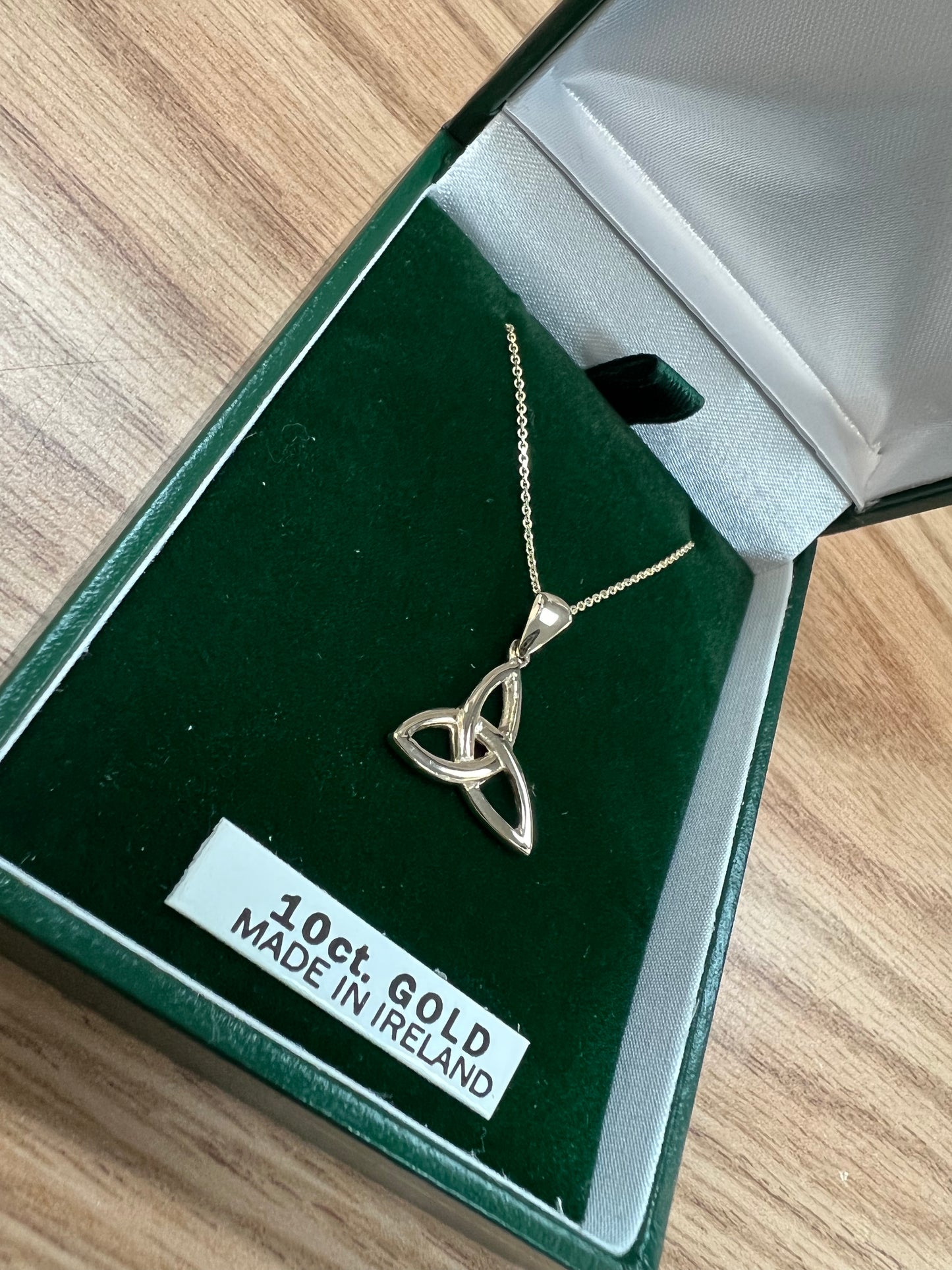 10K Trinity Pendant MA112