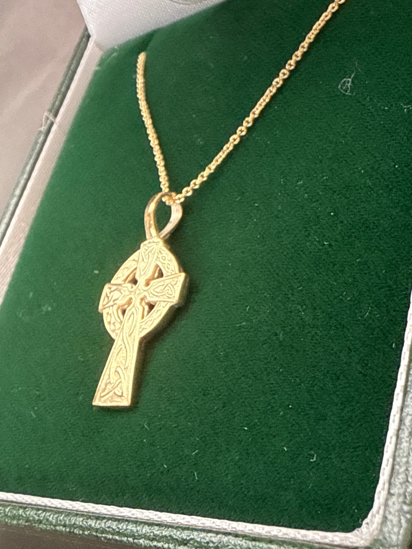 10K Double Sided medium Celtic Cross C201 Fado