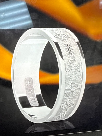 Gents Celtic Cross Ring WED265