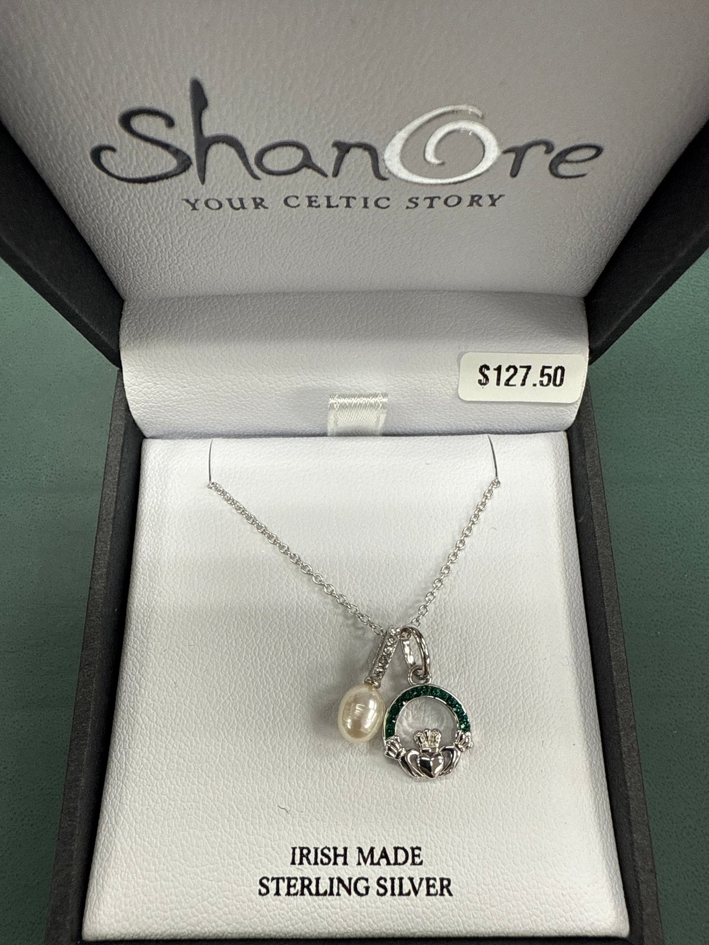 Claddagh with Pearl sterling silver sw258