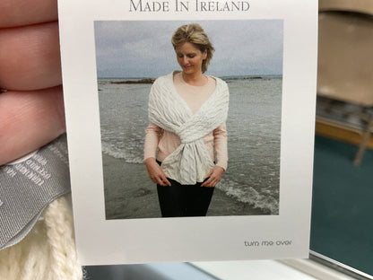 B681 Pull Through Cable Shawl