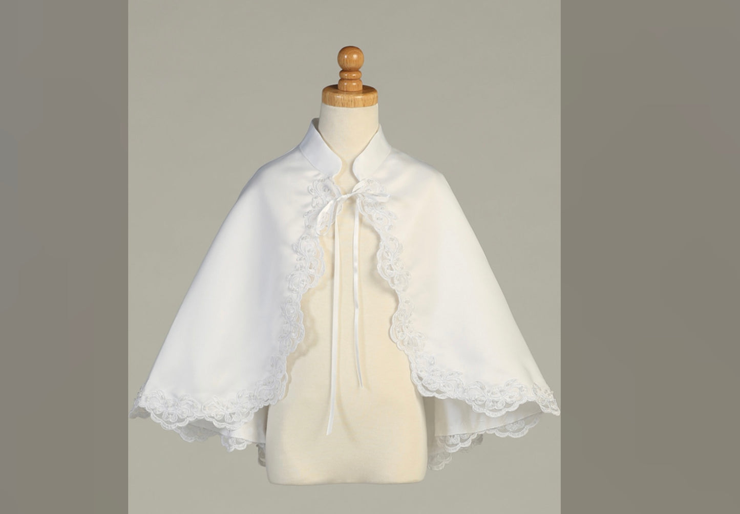 Satin cape with lace trim Medium (7-10) #1063