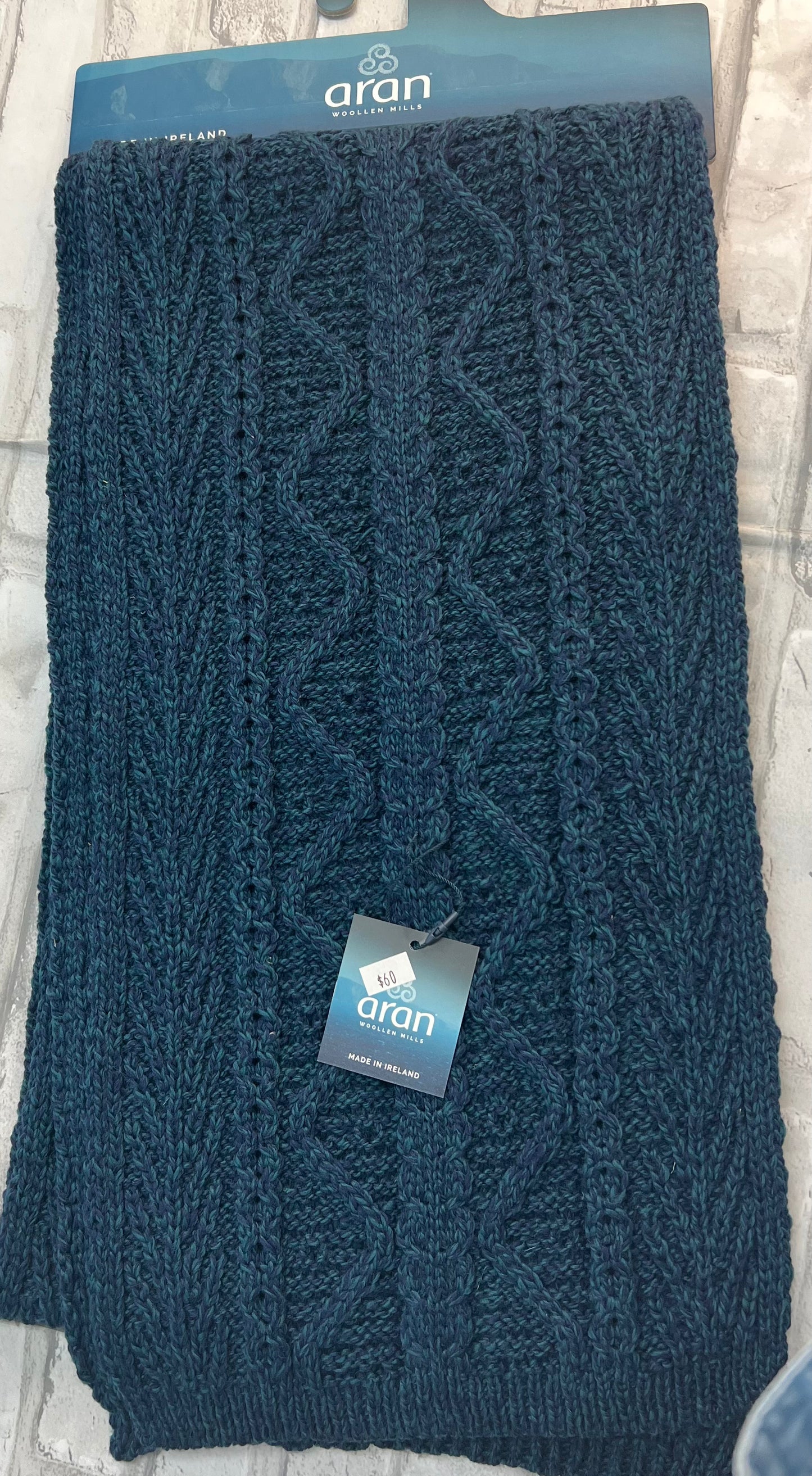 Aran Woolen Mills Scarf B239