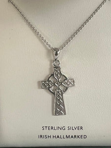 Sterling silver small Celtic cross A6016