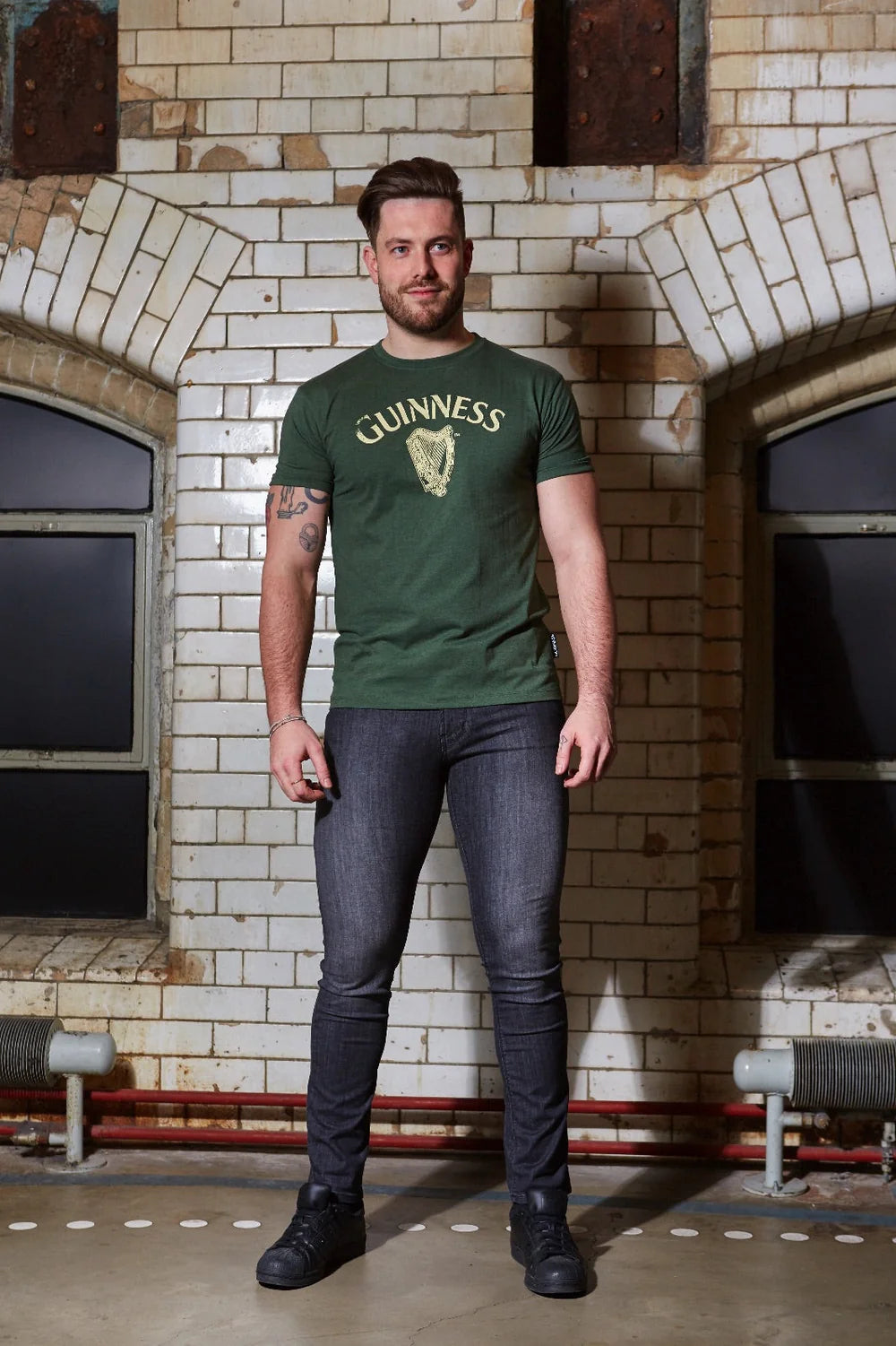 GUINNESS OFFICIAL MERCHANDISE
GREEN VINTAGE HEATHERED HARP TEE G6064