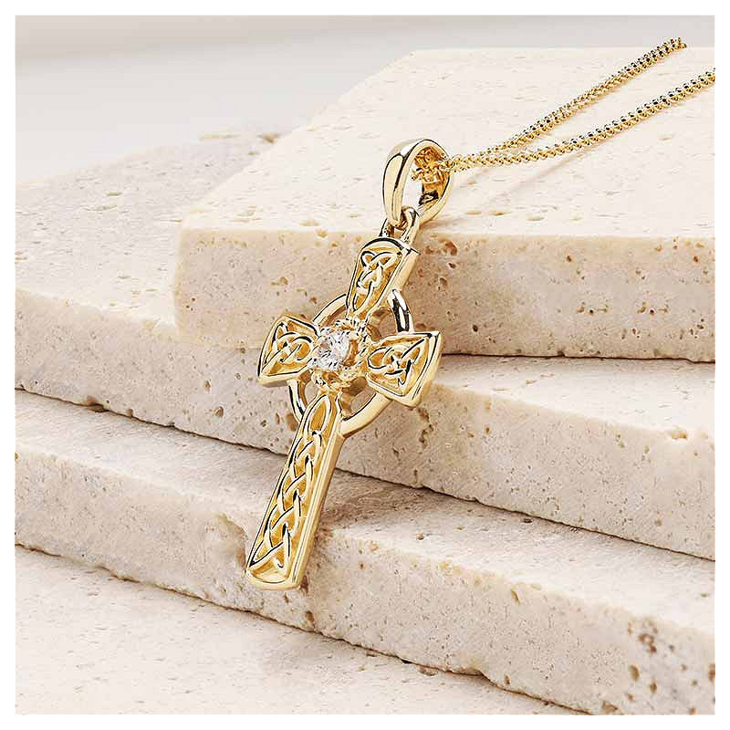14KT GOLD LAB DIAMOND CELTIC CROSS NECKLACE .06CT
14P733