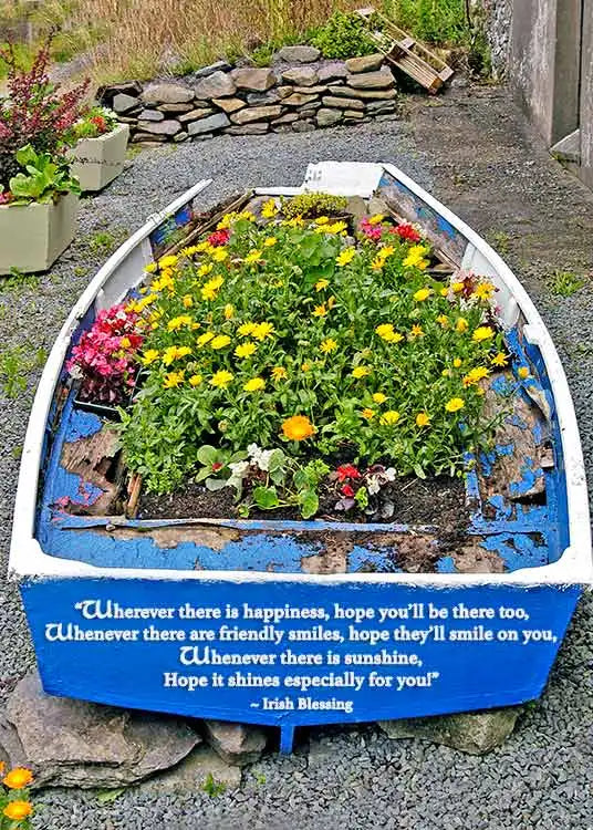 Boatload Of Friendship Card