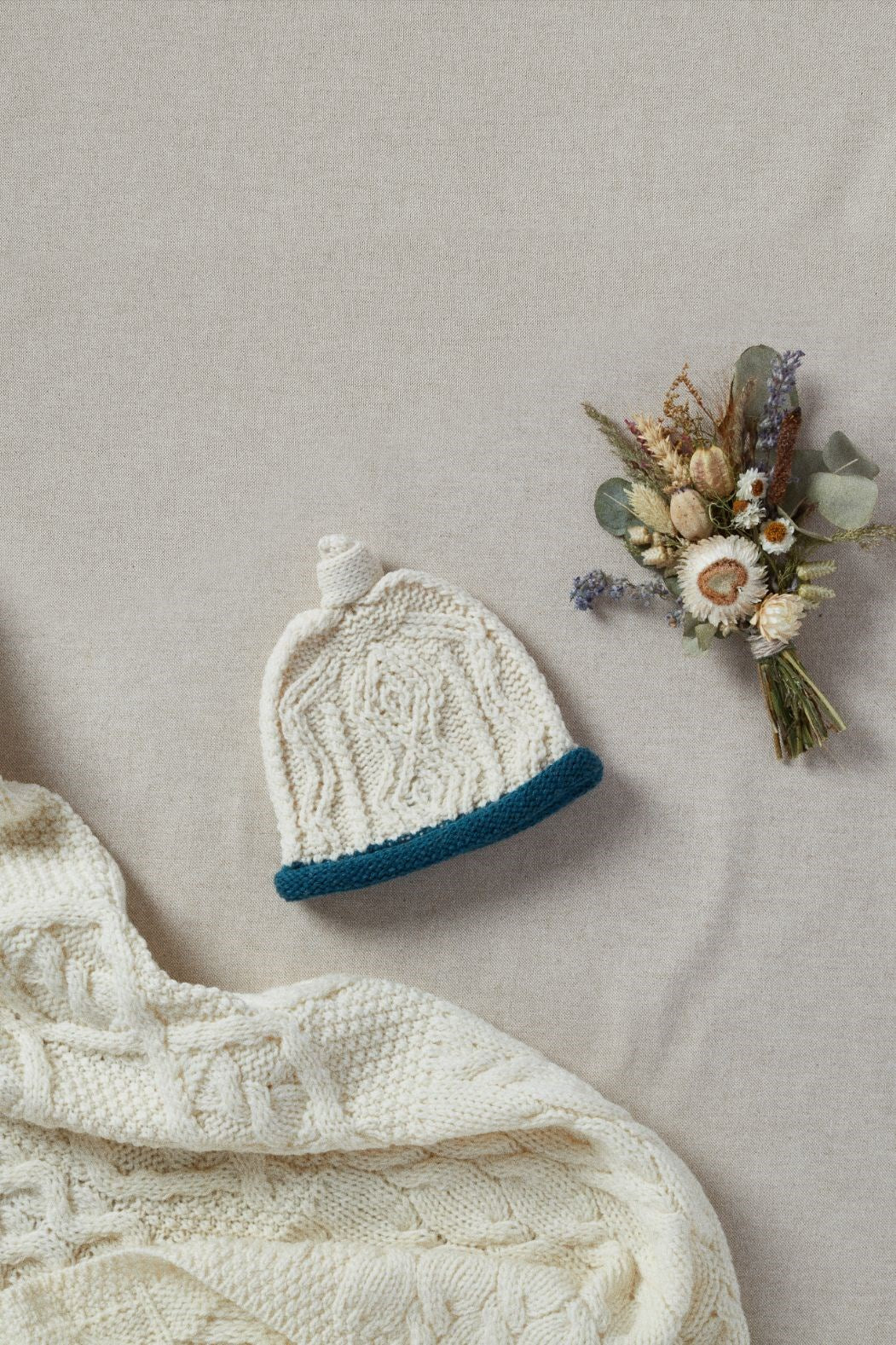 Baby Knitted hat and booties B487 B484