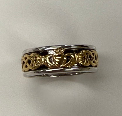 10K Fado two tone Claddagh Celtic Knot Band R124