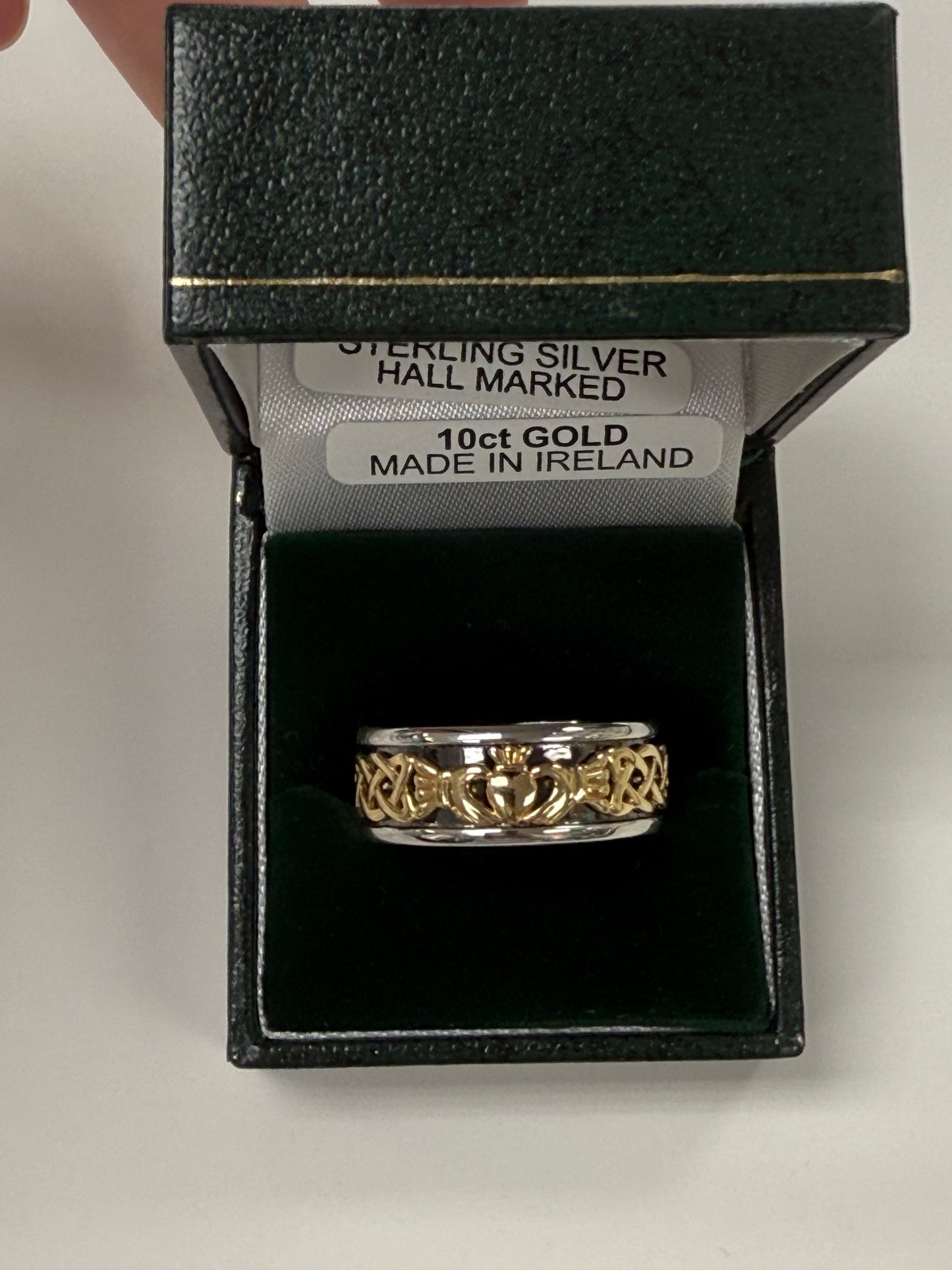 10K Two Tone Wide Claddagh Celtic Knots Band R126