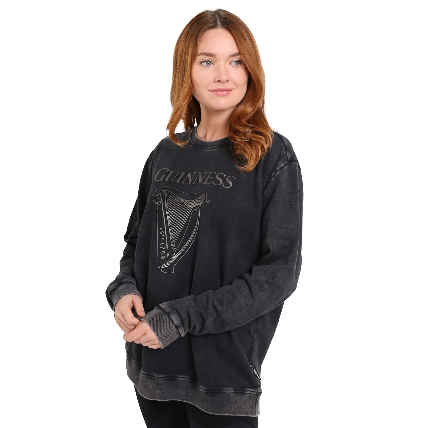 GUINNESS METALLIC PRINT TRADEMARK SWEATER GC6005