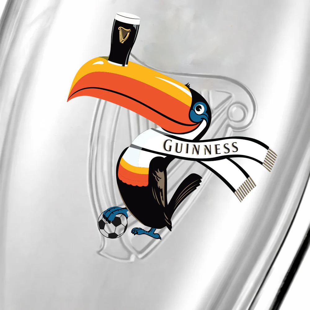 GUINNESS SOCCER PINT GLASS – SPECIAL EDITION GG1600