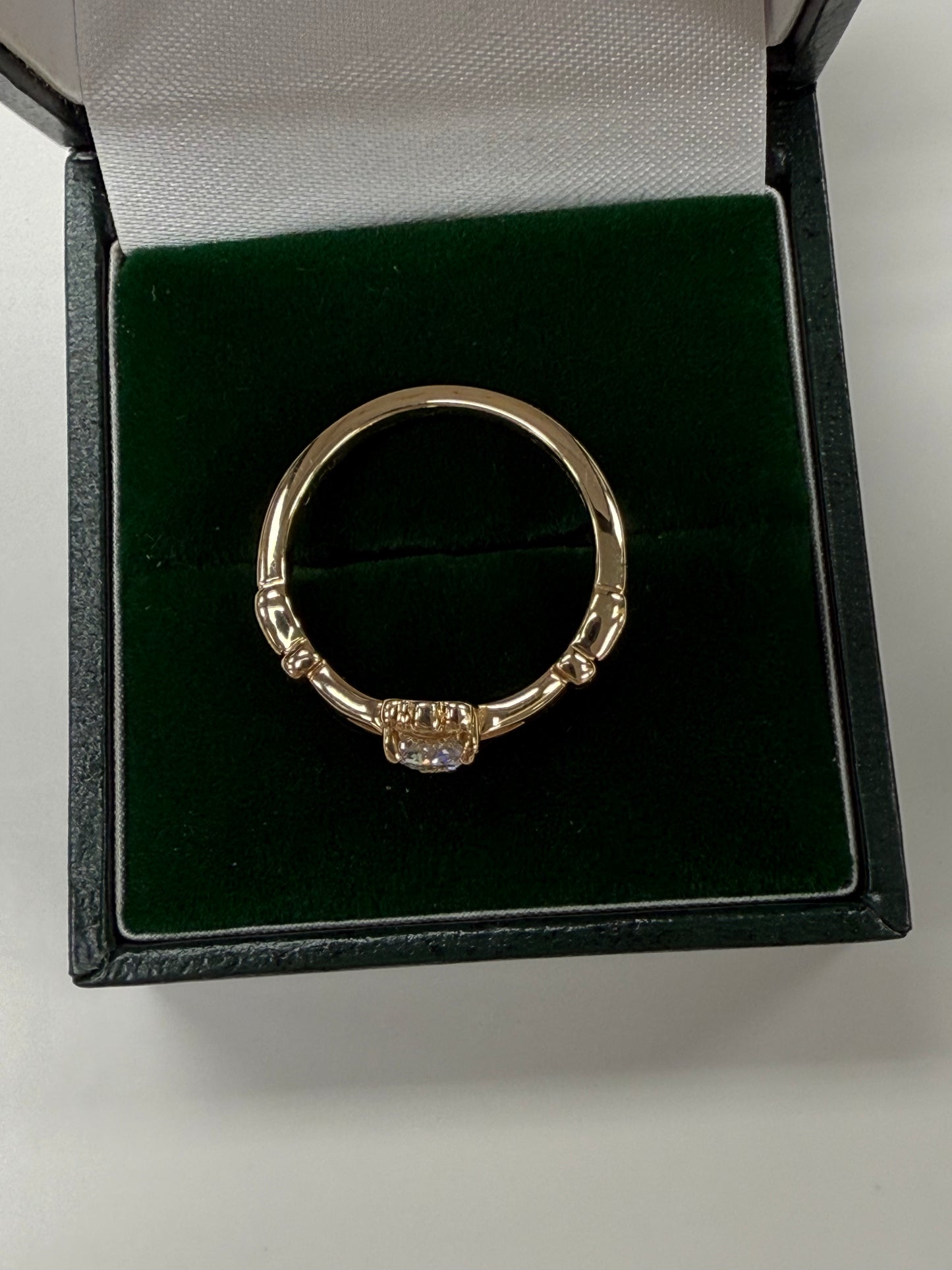 14K Claddagh with Diamond by Fado R502 6.5