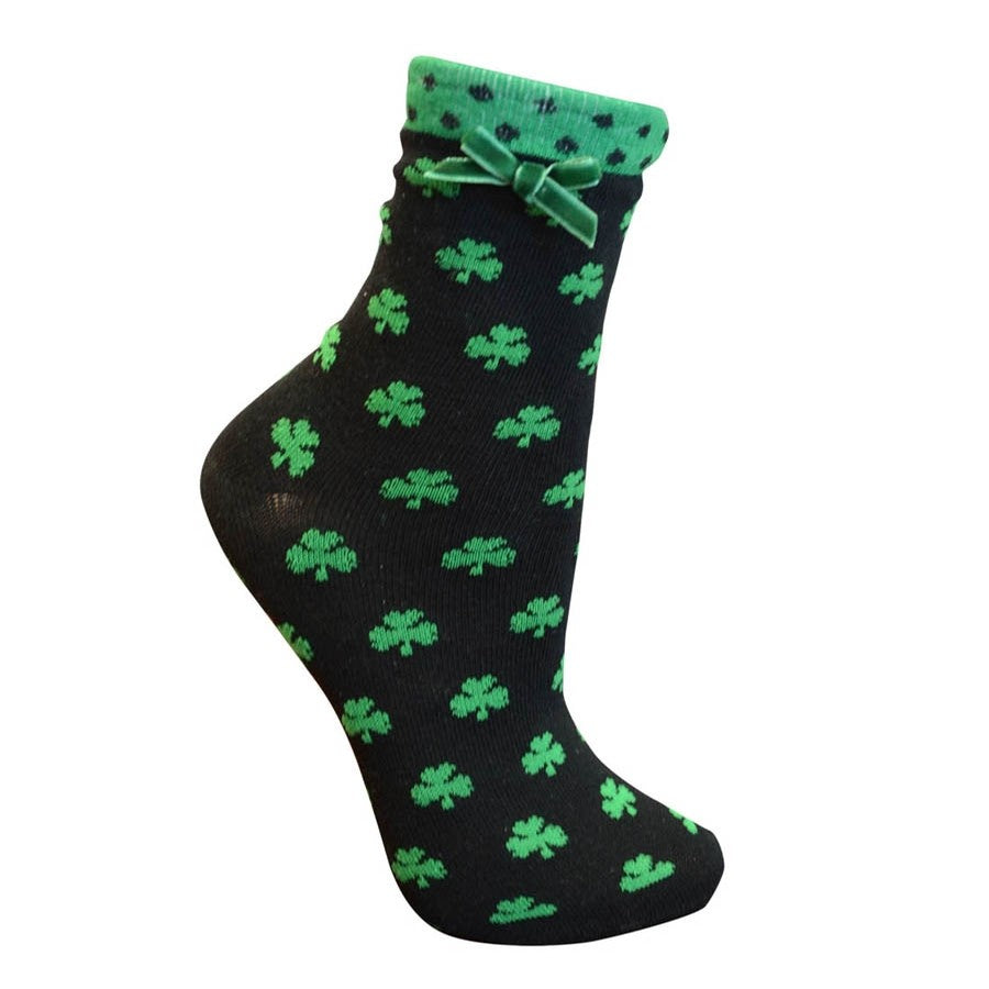 Adult black socks with shamrock T9312