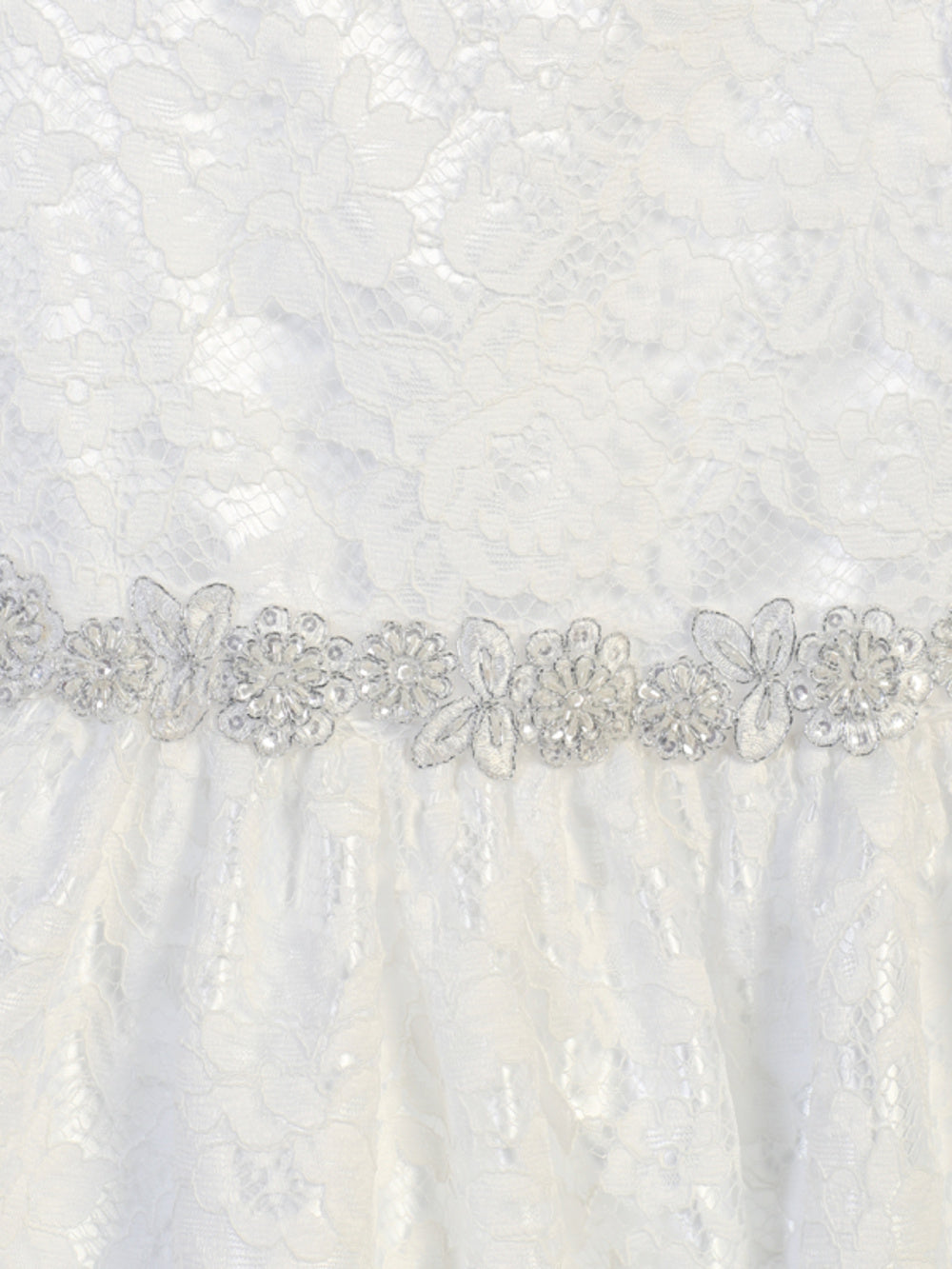 Lace with Silver corded floral trim size 6 SP156a
