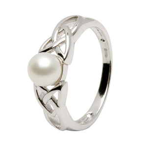 Sterling Silver trinity pearl ring 
SRCP1