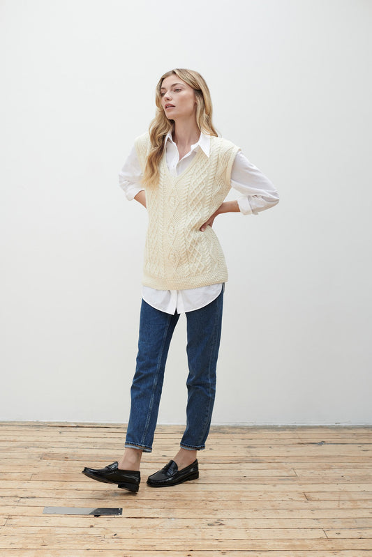 B316 V Neck Shaped Slipover