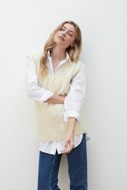 B316 V Neck Shaped Slipover