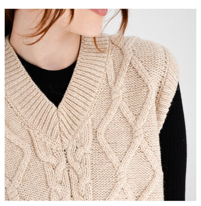 Oversized Aran Cable Vest