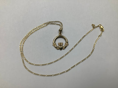10K Claddagh pendant MA92