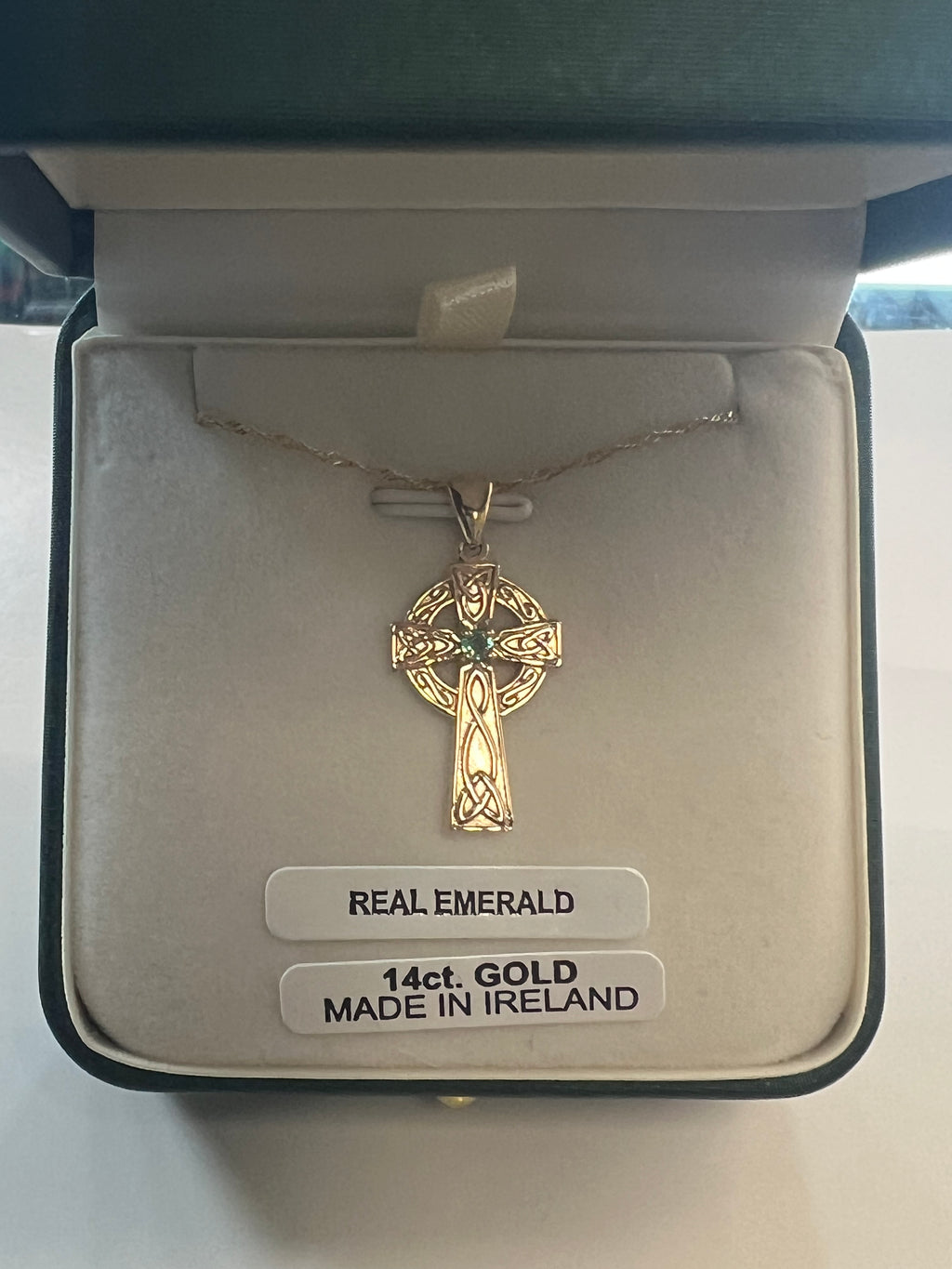 14K Gold Celtic Cross with Emerald MA63F