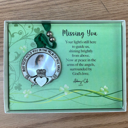 Claddagh memoir ornament