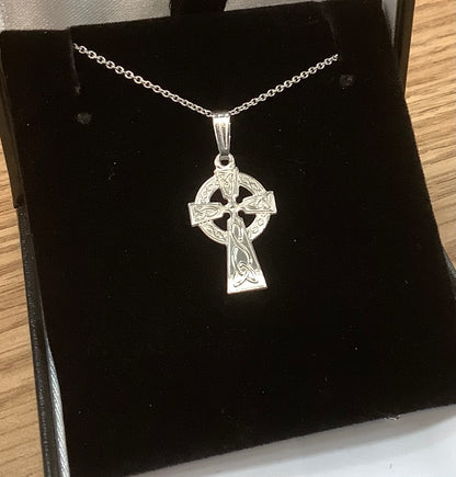 14K White Gold Celtic Cross by Fado FC14