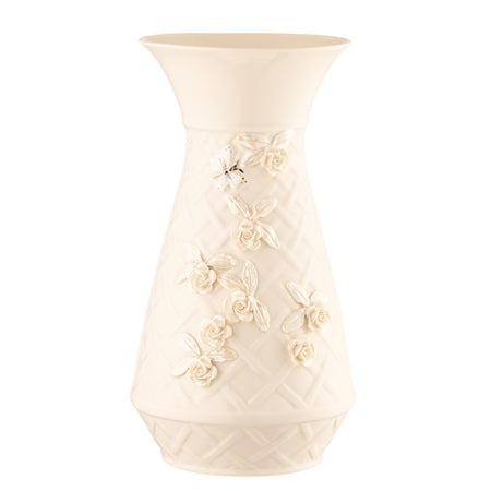 BELLEEK CLASSIC ROSE TRELLIS VASE - EDITION PIECE 2023. 4548