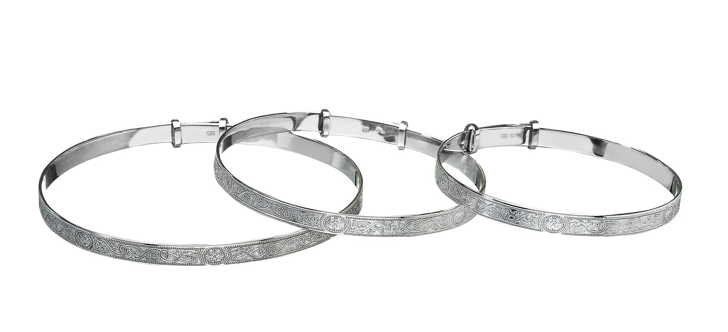 Child’s Celtic warrior bangle A4002