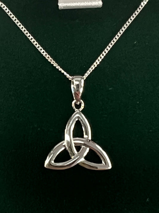 Sterling Silver Trinity knot necklace P115