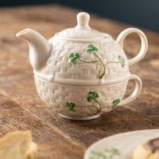 BELLEEK SHAMROCK TEA FOR ONE 0175