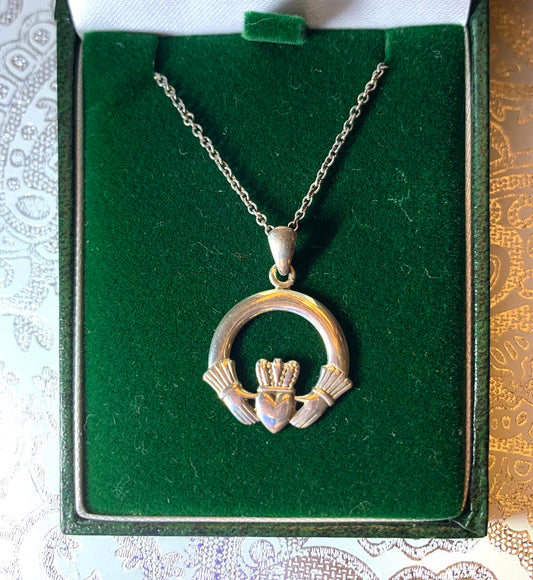 Sterling Silver Claddagh Necklace