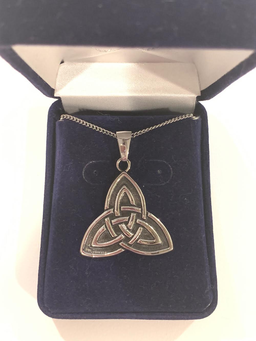 Large Silver Trinity Knot Pendant