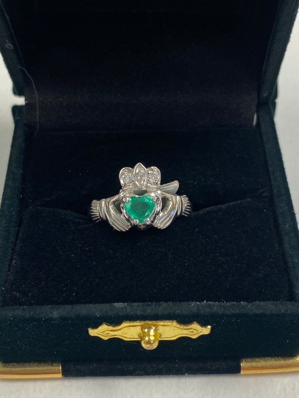 14K White Gold Claddagh with Real Emerald and Diamond