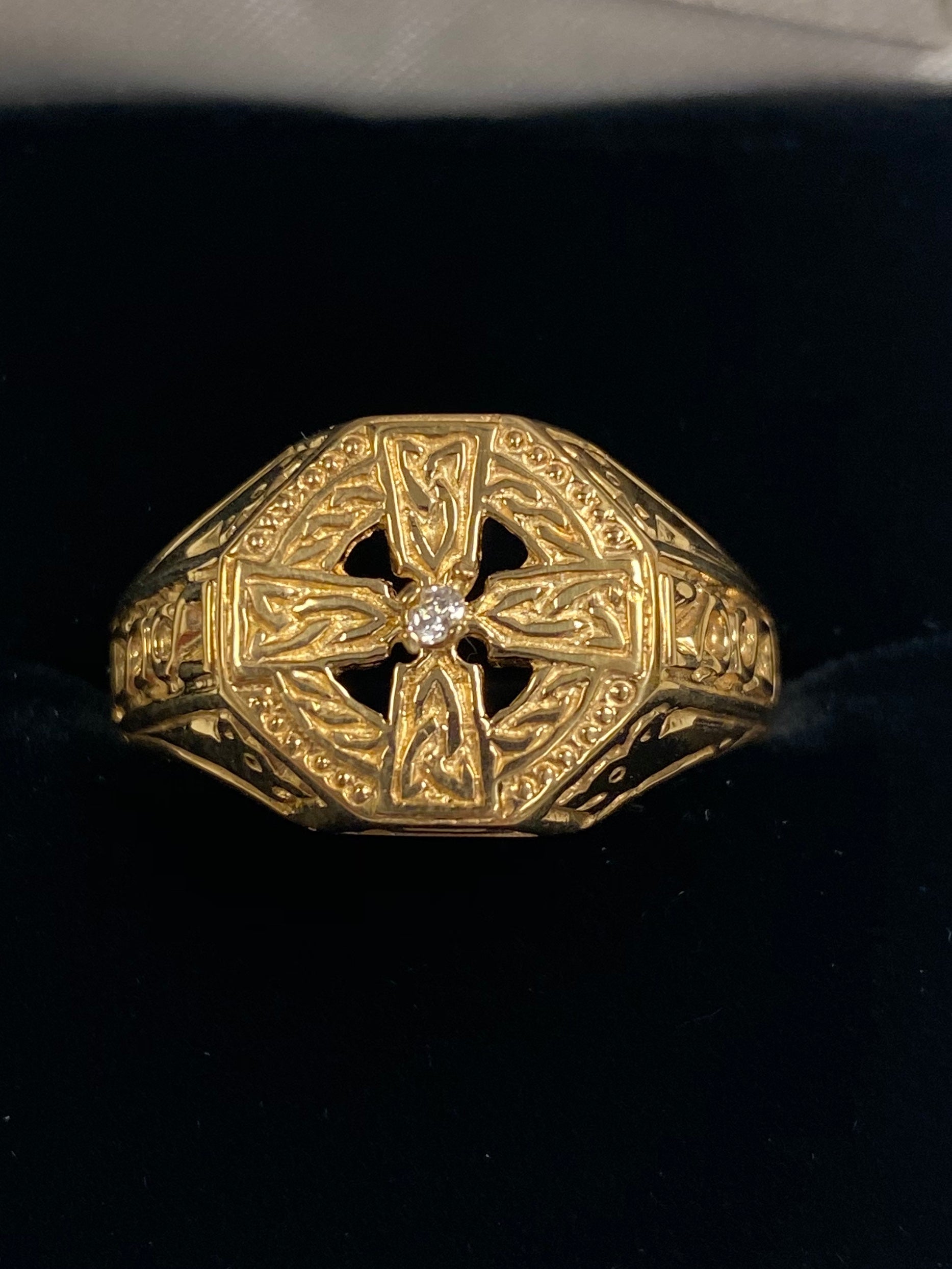 Heavy Gold Celtic Ring with Real Diamond