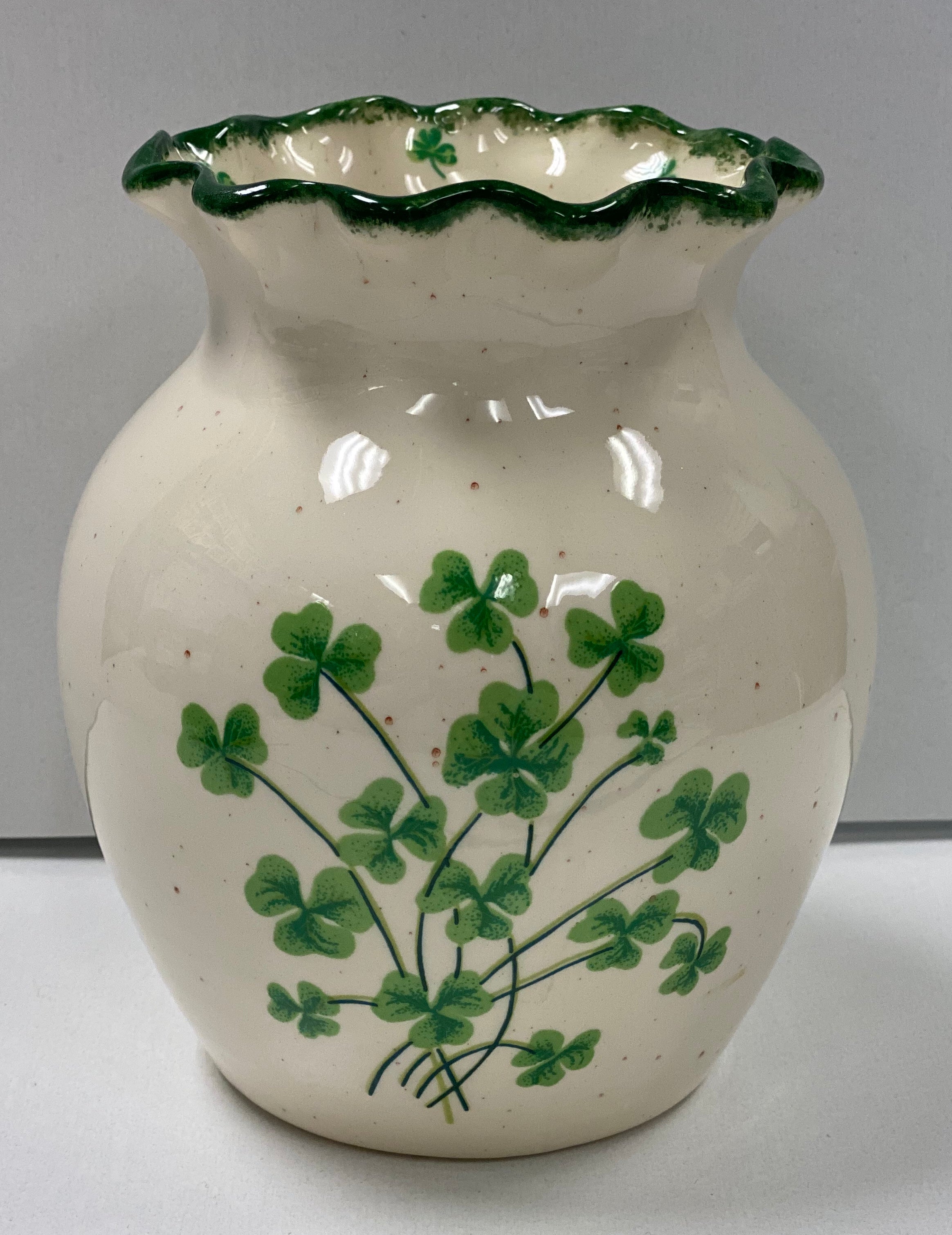 Shamrock vase ceramic